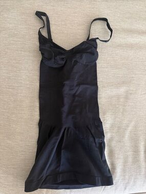 SKIMS Black Shapewear